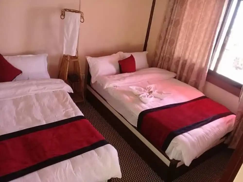 Deluxe Double room with view full double bed