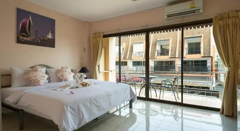 Hotel photo 2
