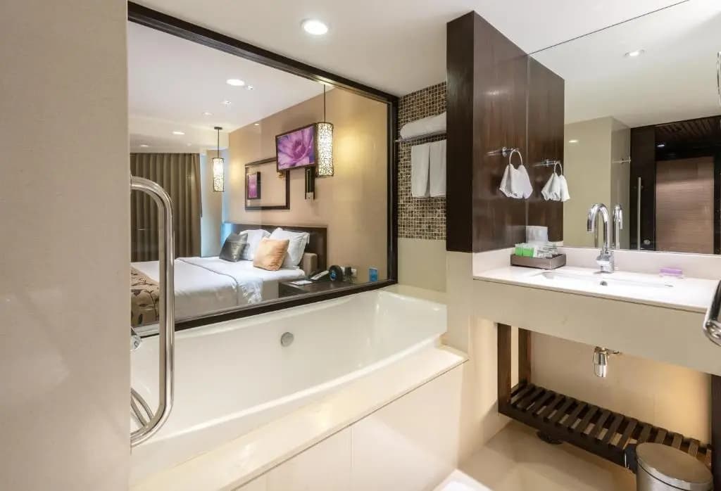 Deluxe Double room with sea view full double bed