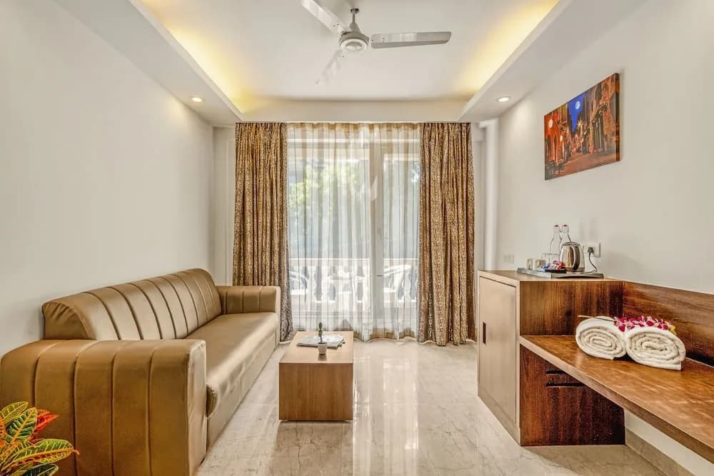 Grand room