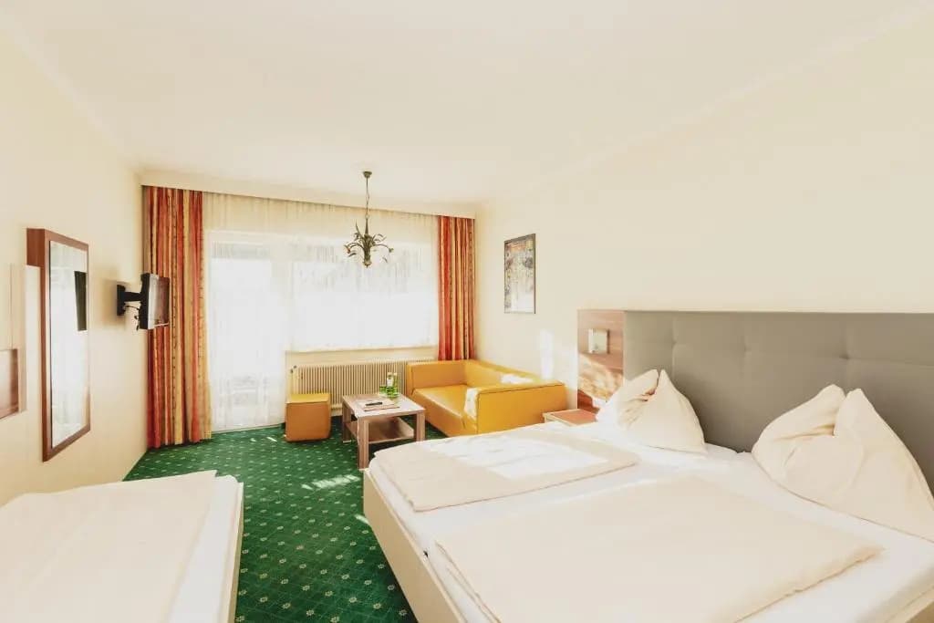 Standard Double room with balcony full double bed
