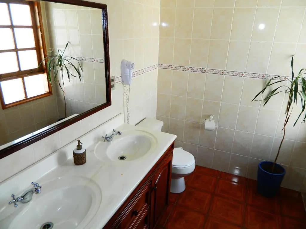 Comfort room