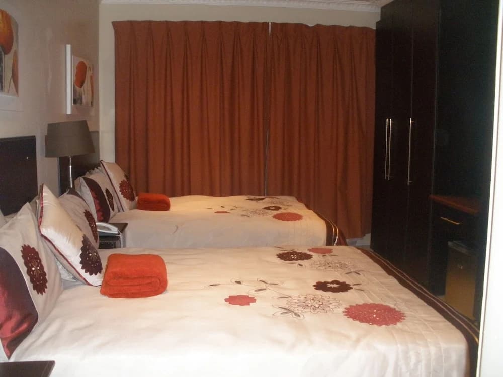 Superior Quadruple room