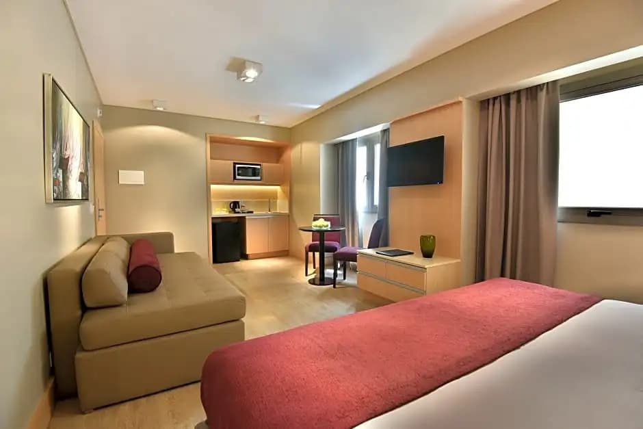 Deluxe Double room full double bed