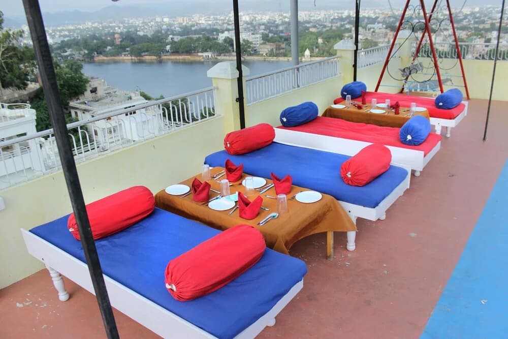 Hotel photo 12