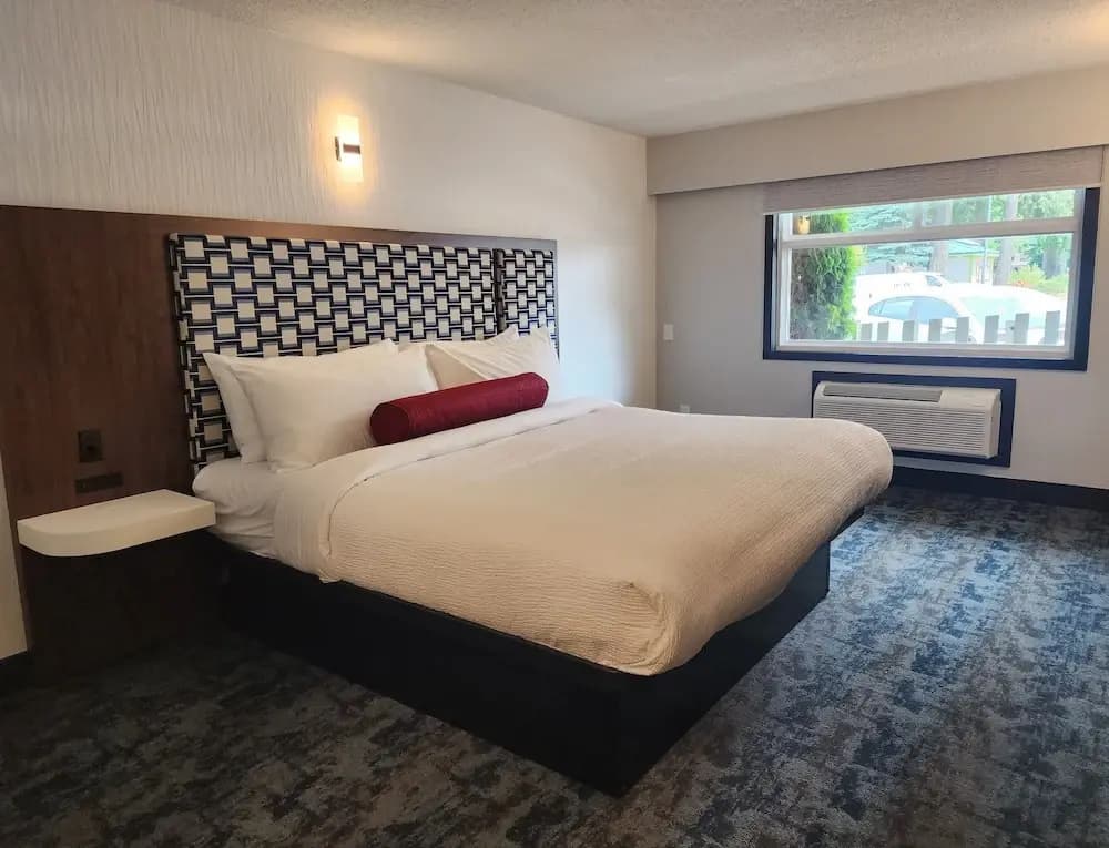 Standard Double room with balcony full double bed