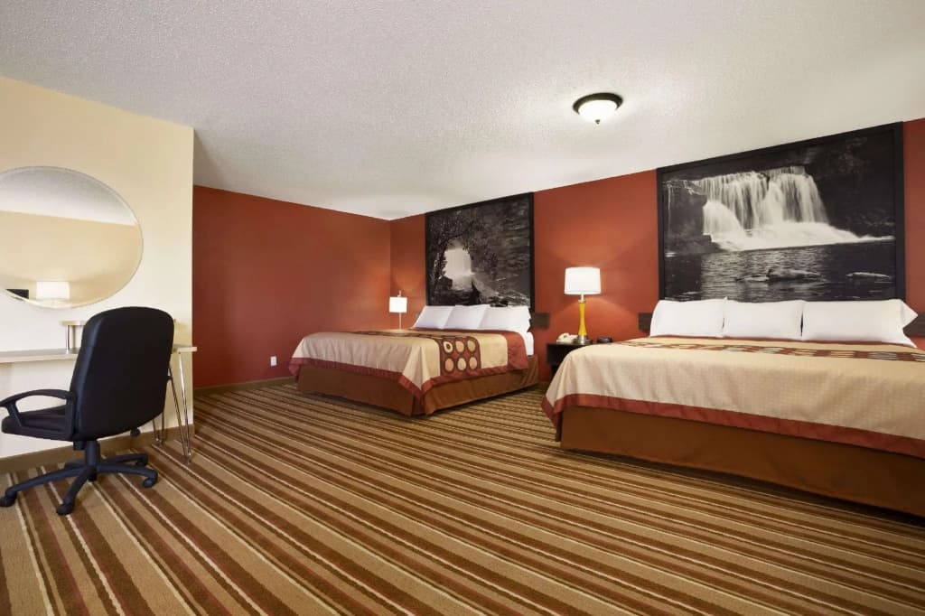 Quadruple Suite