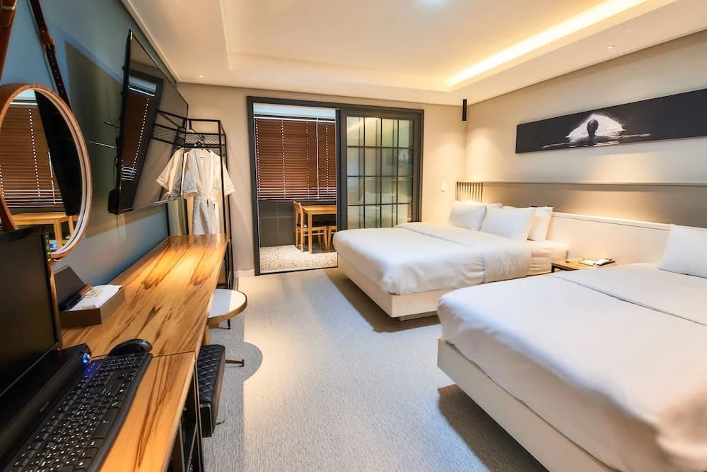 Standard Double room twin beds