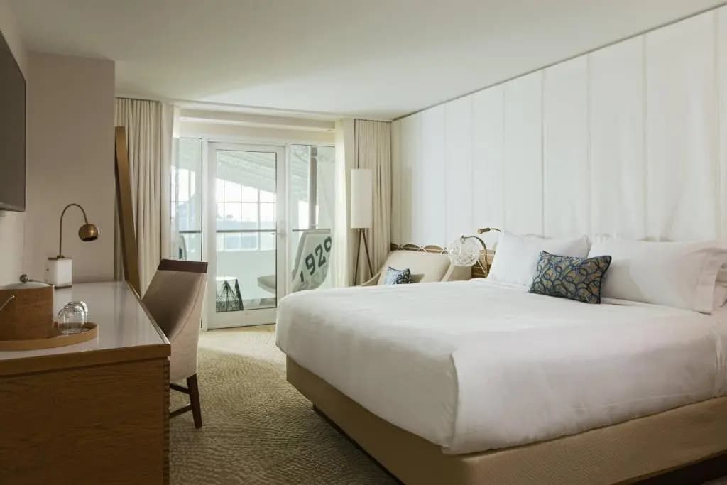 Standard room with balcony