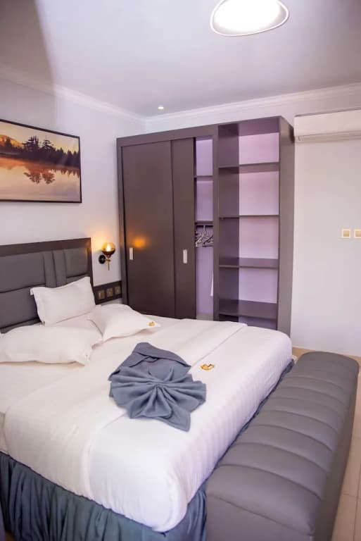 2 Bedrooms Executive Apartment