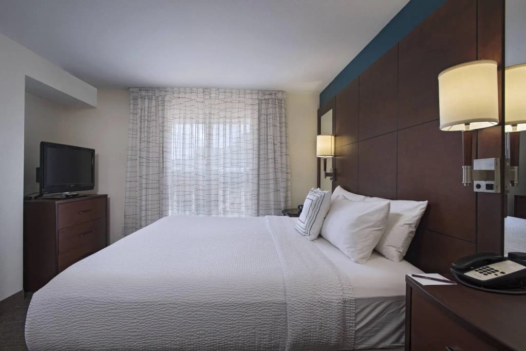 2 Bedrooms Suite