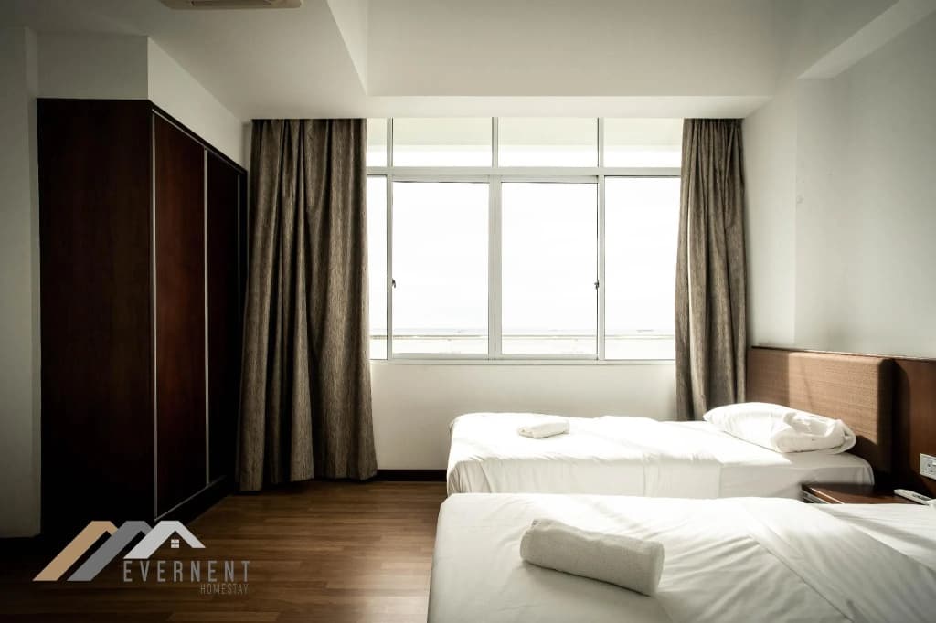 Apartment with sea view