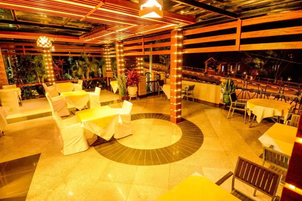 Hotel photo 11