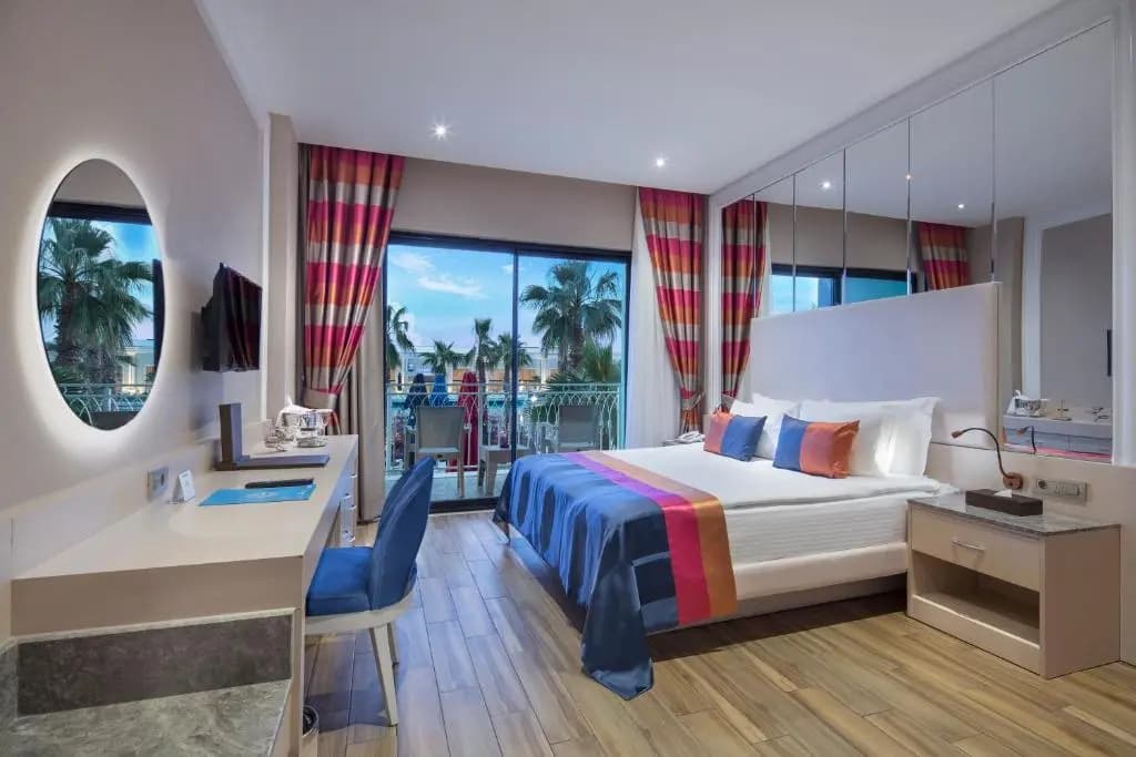 Standard Wonderland Double room full double bed