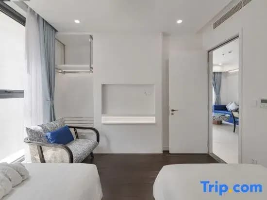 3 Bedrooms Apartment with sea view
