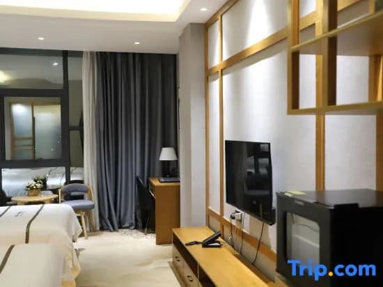 Standard Double room with river view full double bed