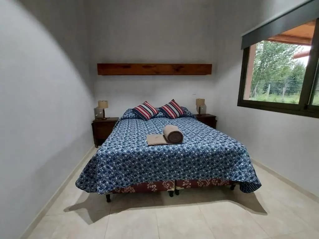 2 Bedrooms Cottage