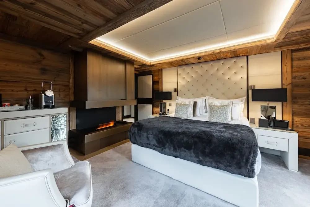2 Bedrooms Family Suite with balcony