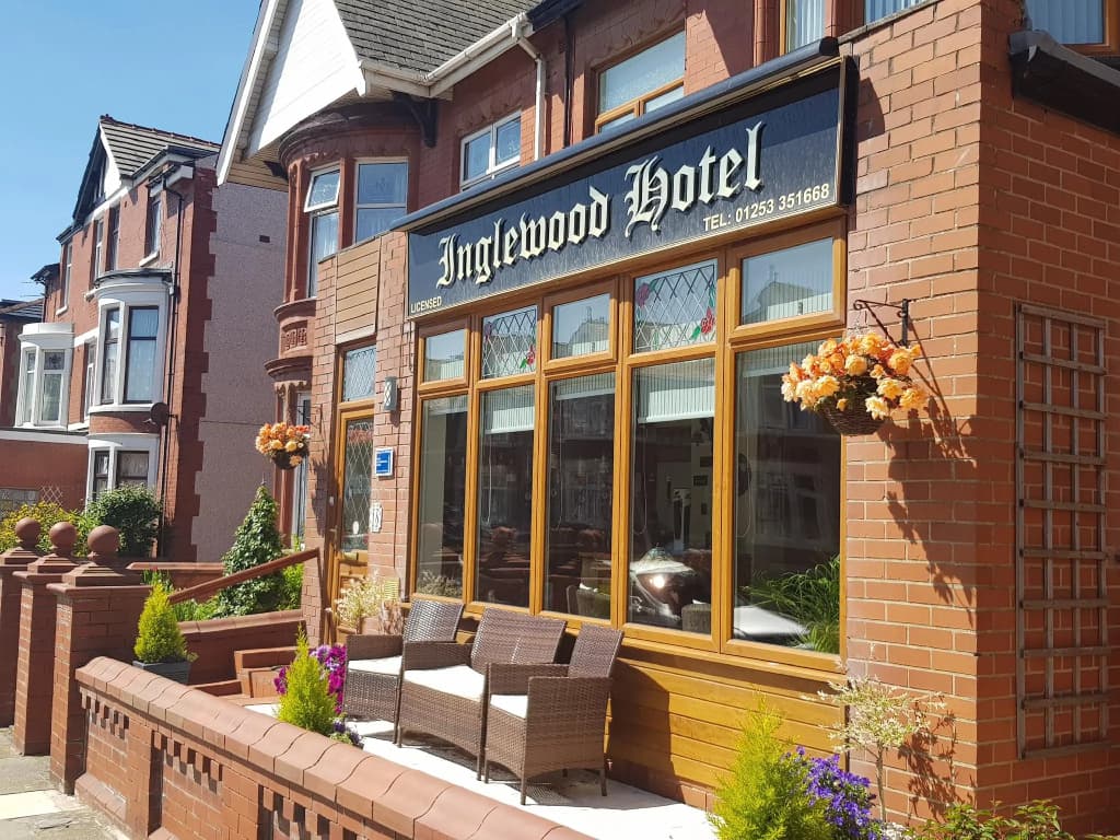 Hotel photo 1