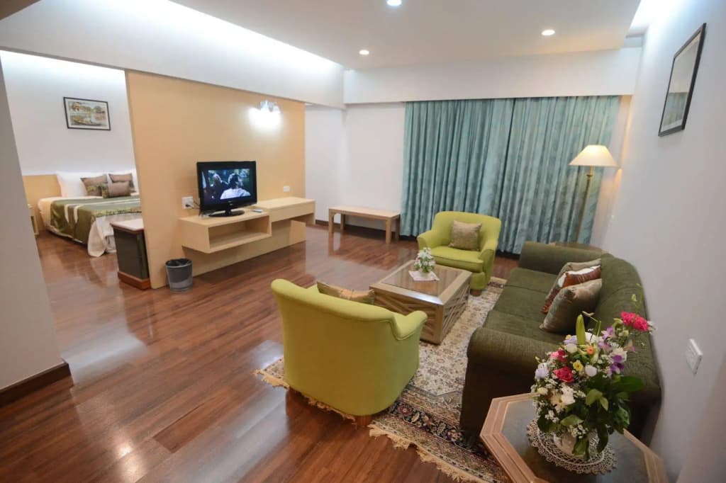 Hotel photo 12
