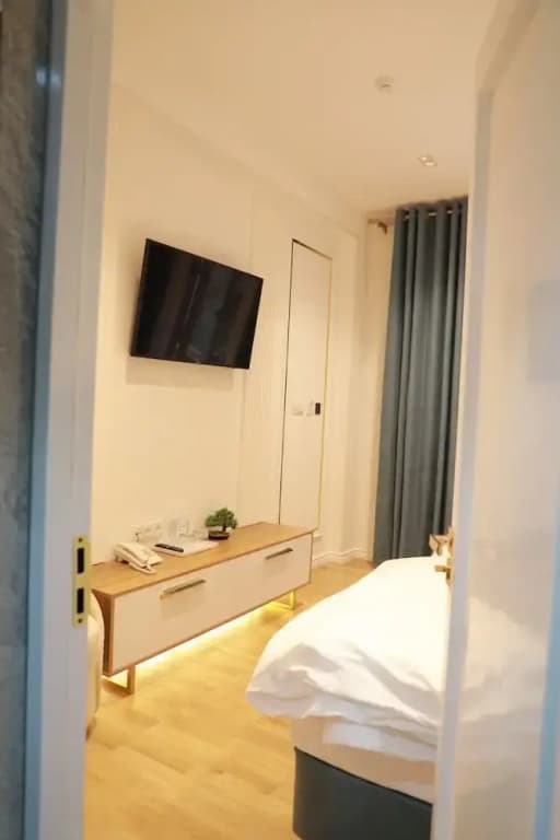 Standard Double room full double bed