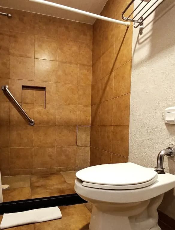 Economy Quadruple room
