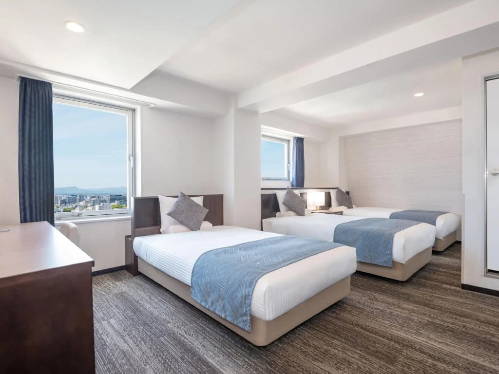 Superior Triple room