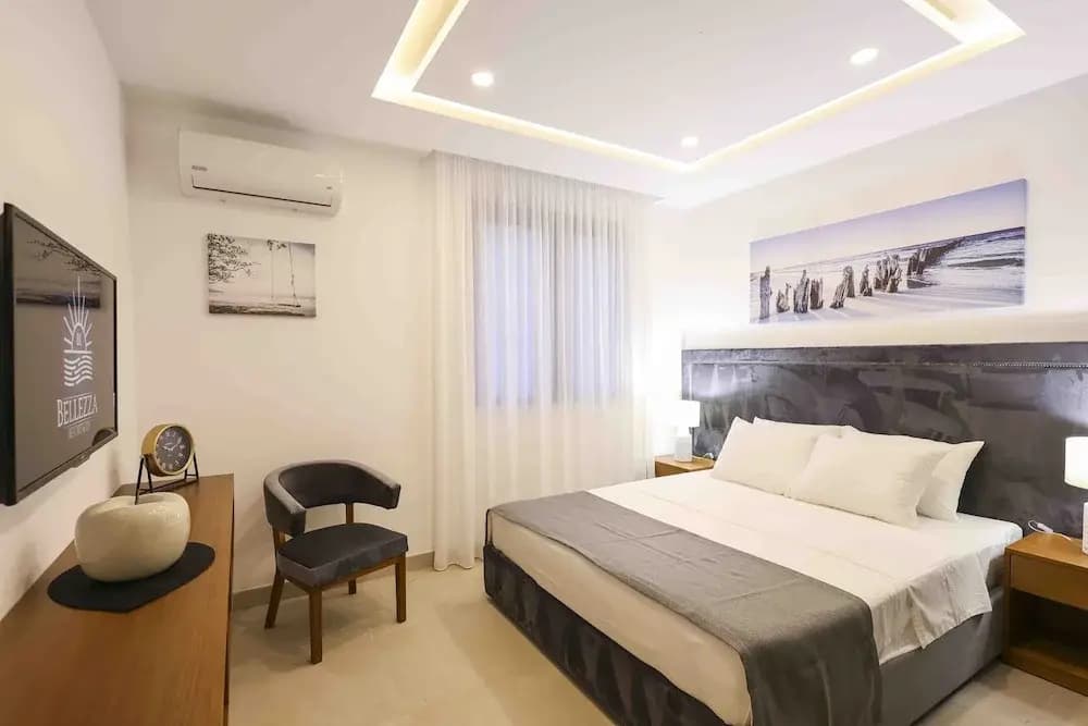 2 Bedrooms Deluxe Apartment with balcony and with sea view