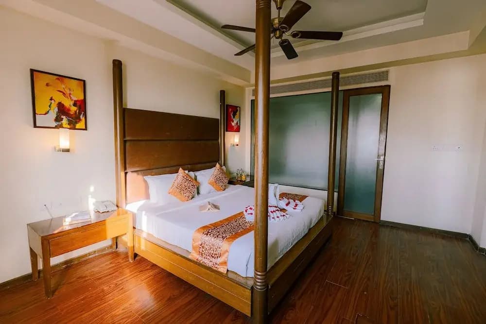 Hotel photo 12