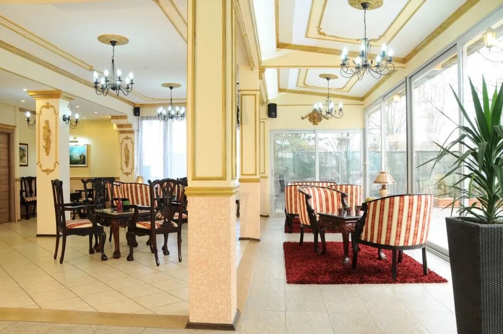 Hotel photo 11