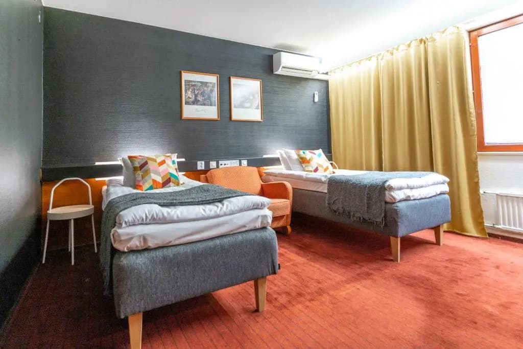 Comfort room