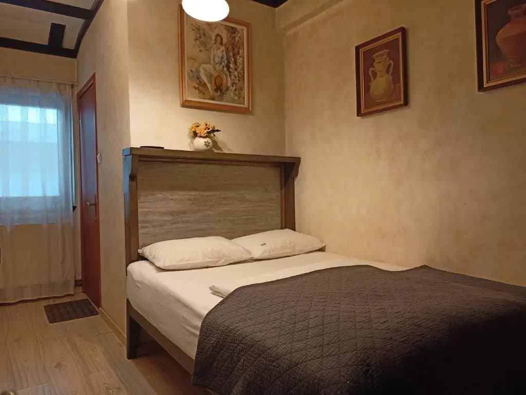 Economy Double room full double bed
