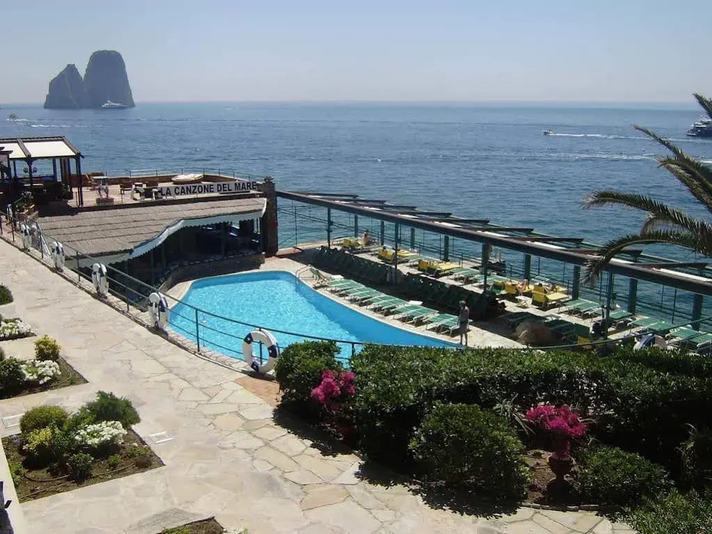 Hotel photo 13