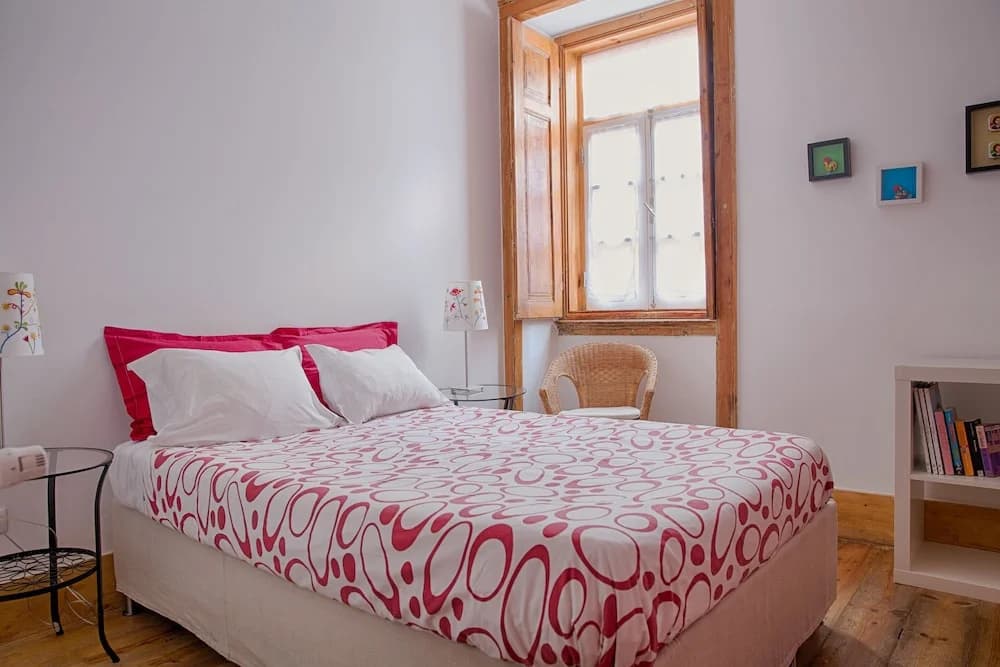 Standard Double room with balcony full double bed