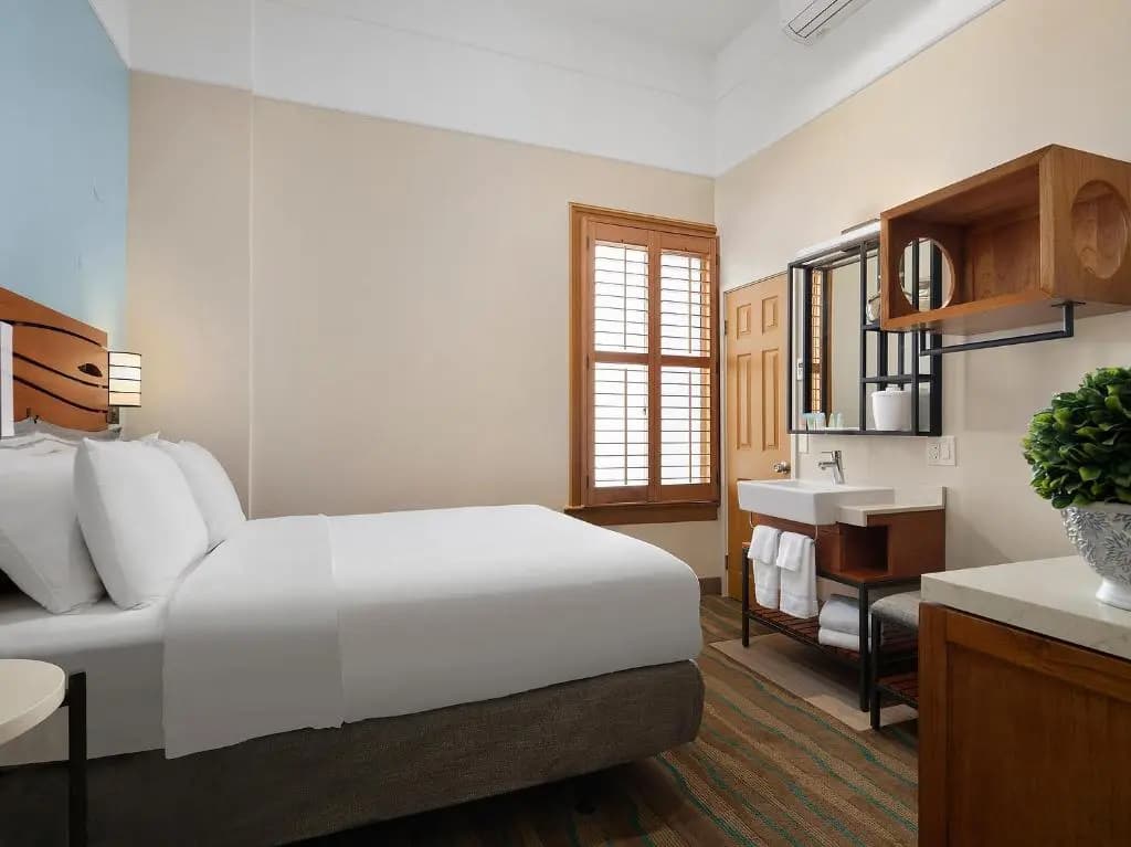 Standard Double room full double bed