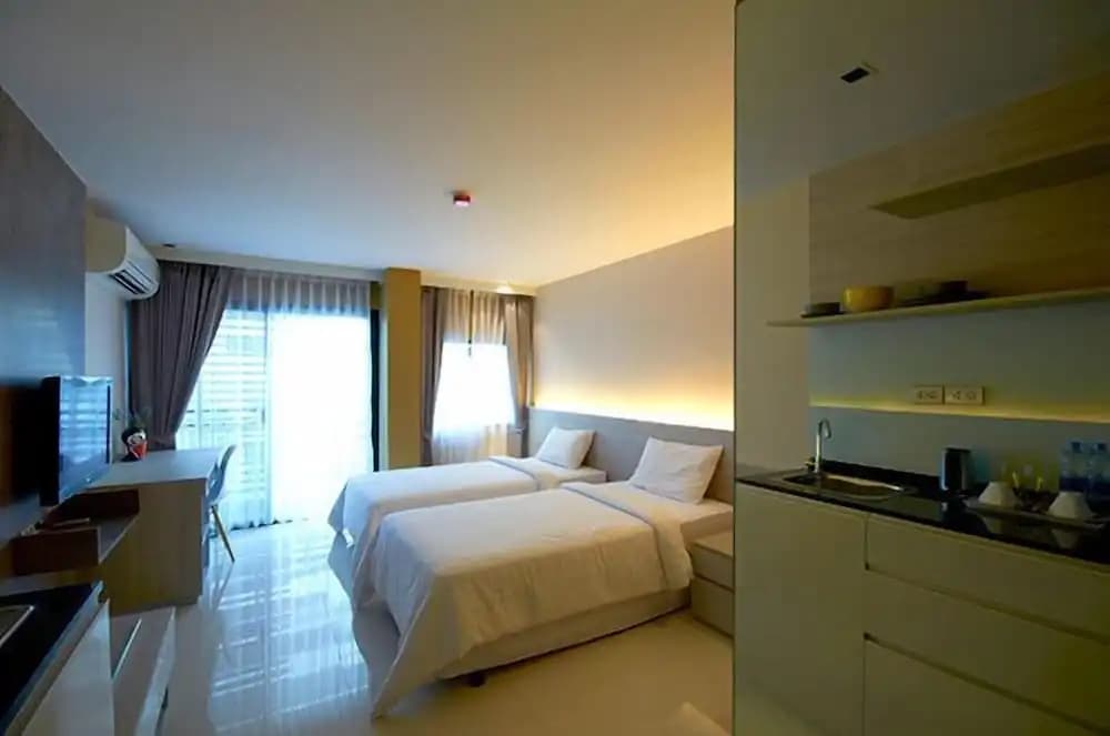 Double Studio with balcony twin beds