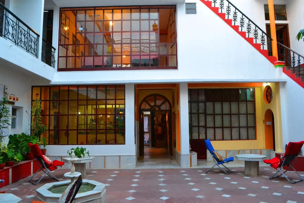 Hotel photo 1