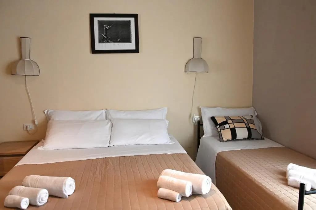 Economy room
