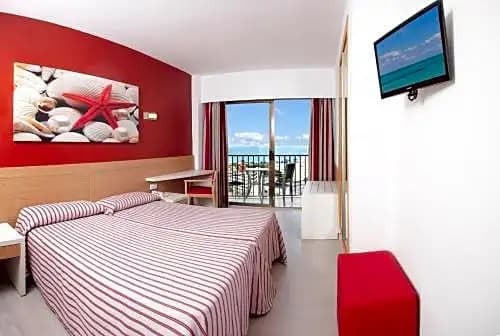 Standard room with sea view