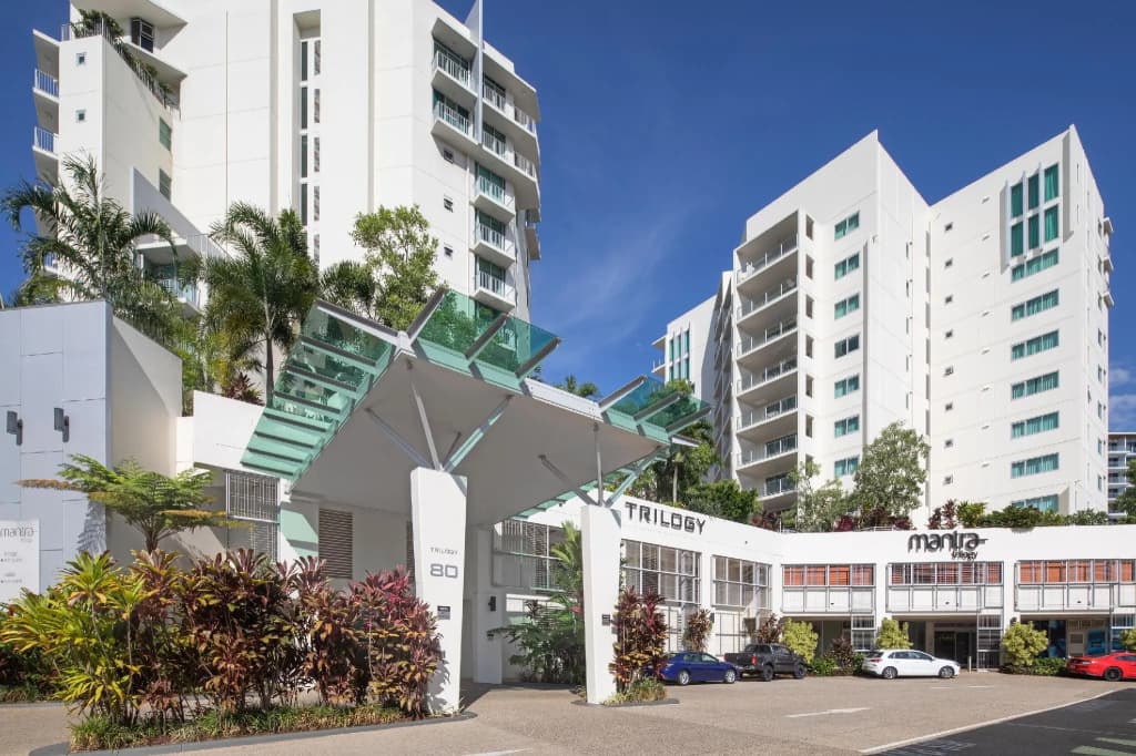 2 Bedrooms Apartment with ocean view