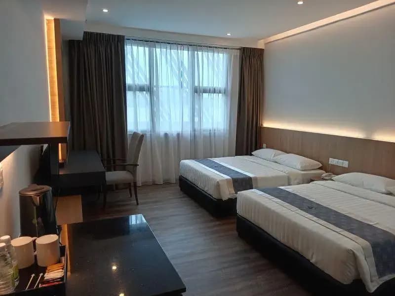 Standard Sextuple room