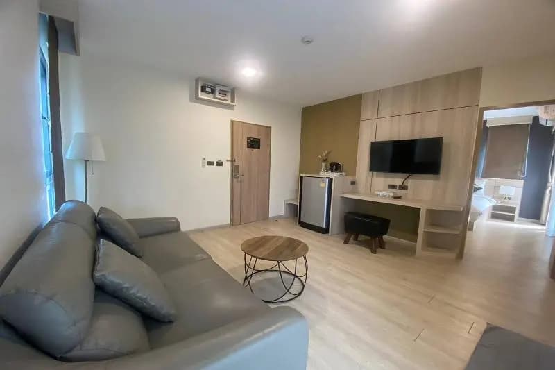 1 Bedroom Suite with balcony