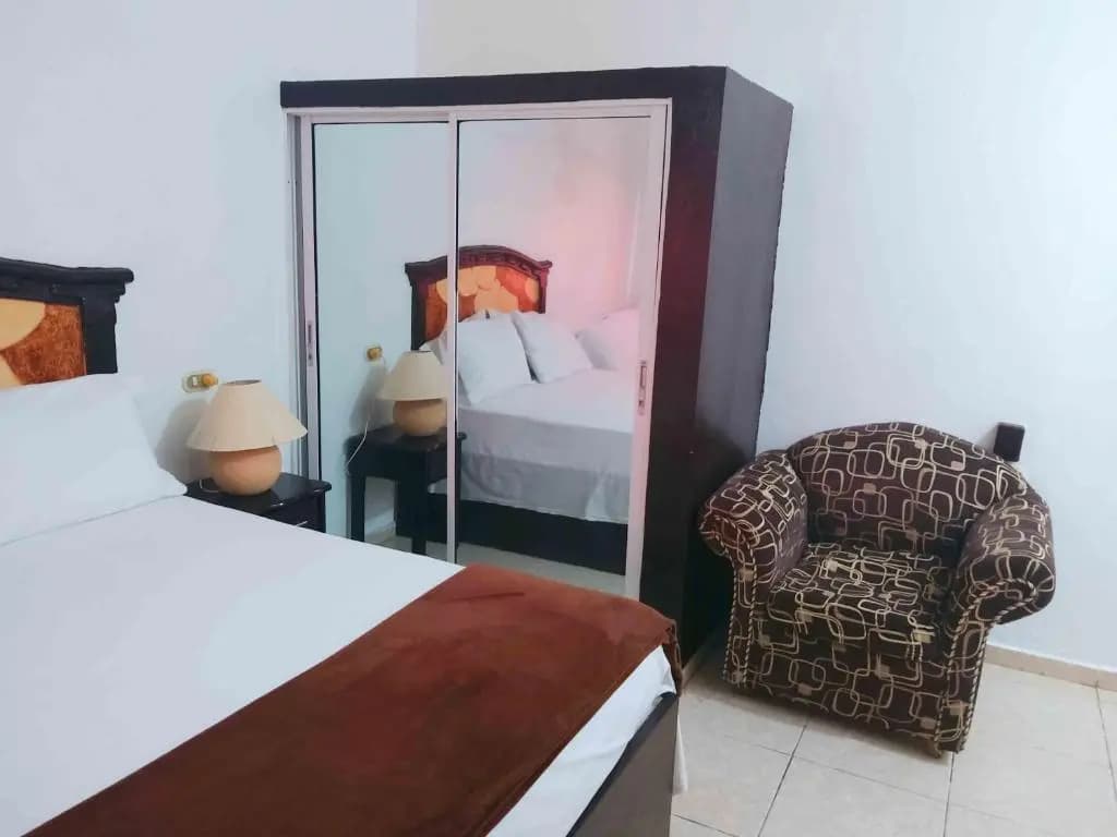 2 Bedrooms Apartment