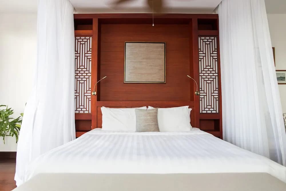 Suite with balcony