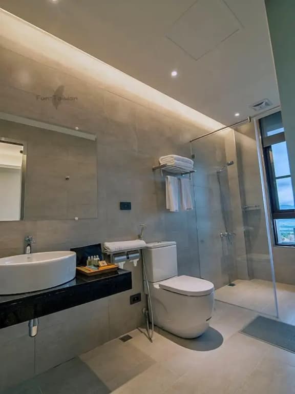 Comfort room