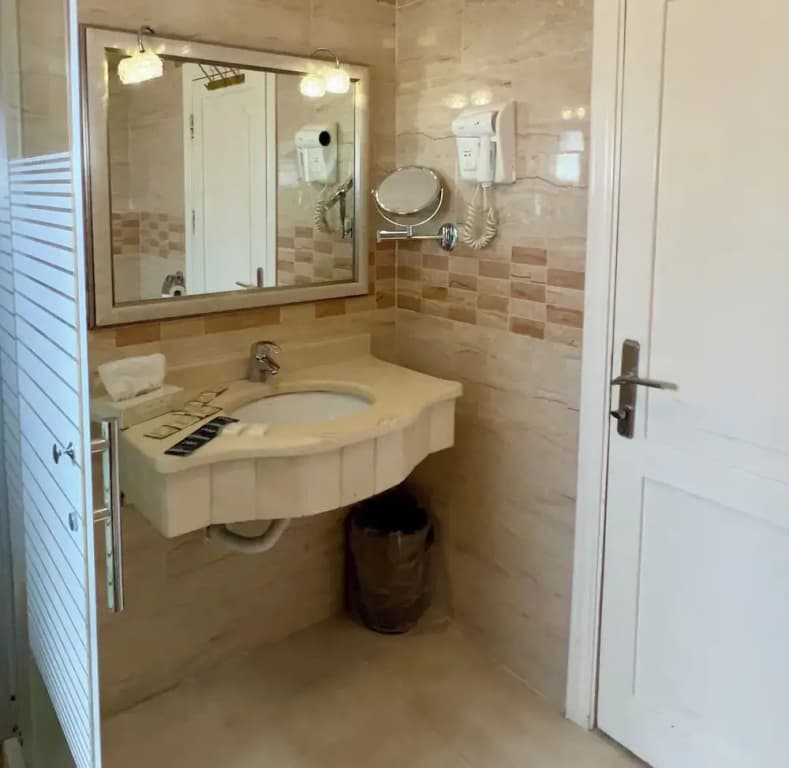 Standard Double room with balcony full double bed