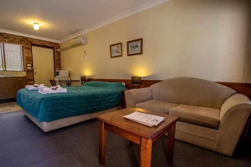 Deluxe Double room full double bed