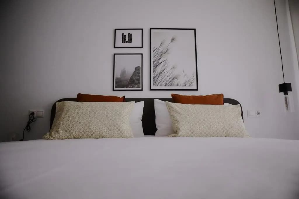 Deluxe Double room with balcony full double bed