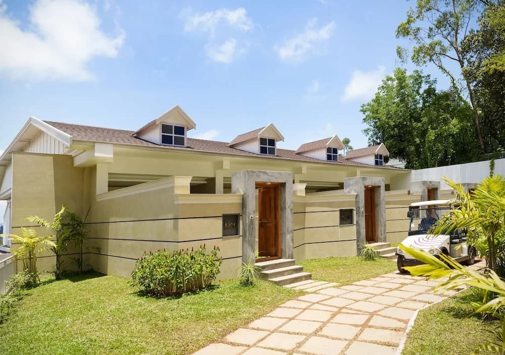 Villa with balcony