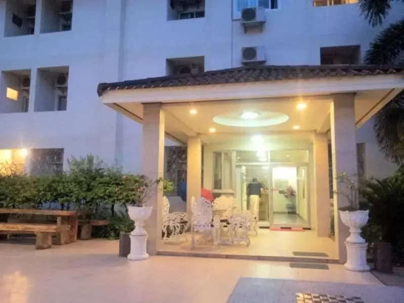 Hotel photo 1